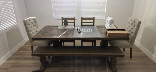 Dining room table