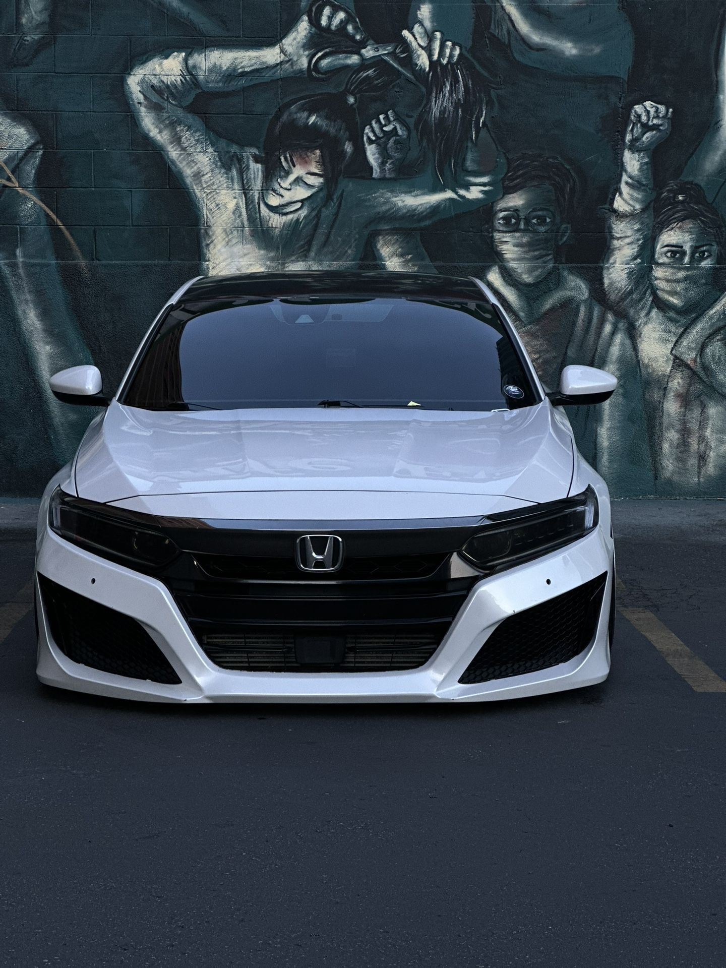 2018 honda accord * rare bumper *