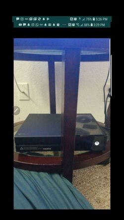 Xbox one in perfect condition 200$