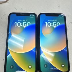 iPhone XR 64GB unlocked , 2 a bundle for sale at a low price.