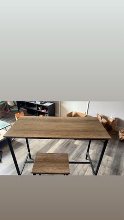 Bar Table & Stool