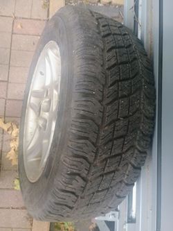 Pirelli Scorpion 255/55R18 Tire + 18" Alloy Wheel – $40 OBO