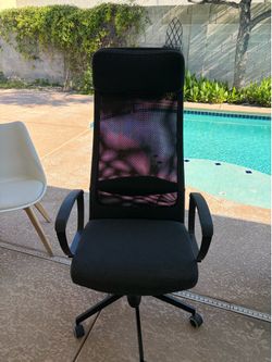 Gaming chair