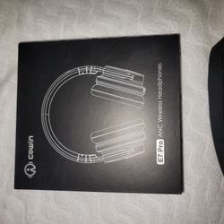 Headphones 