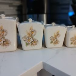 Vintage Canisters X4