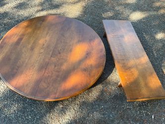 Ethan Allen Round Wood Dining Table with Leaf Extension *FREE**