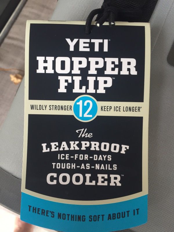 New YETI Hopper Flip 12 Portable Soft Cooler Navy Model GS3130-1 With Yeti  Hat for Sale in Dallas, TX - OfferUp