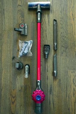 Dyson V6 with Loose Canister (Easy Fix)