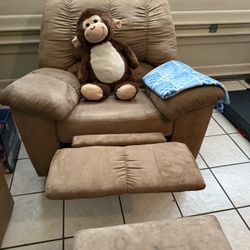 Recliner Chair 