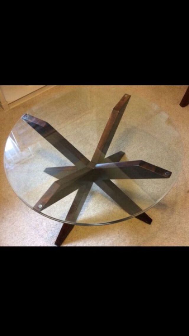 Coffee Table (29.5” Round Table): moving out deal