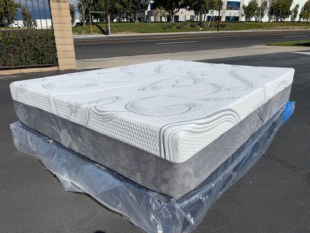 King Organic Cool Gel Memory Foam!!