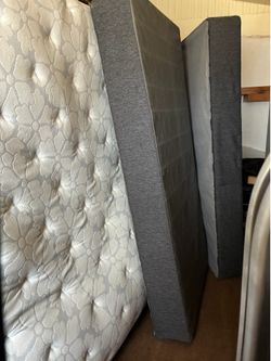 King size mattress and box springs