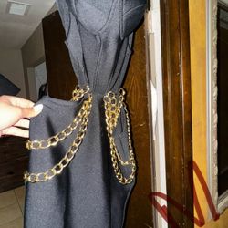 Pretty Black Mid Dress