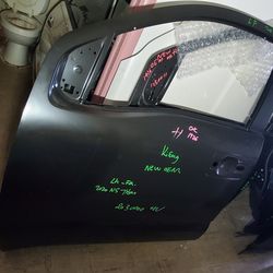 2020 Nissan  Titan  left front door