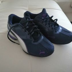 Running Shoes Puma Women's US6.5 as NEW