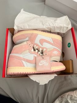 Washed Pink 1s brand new