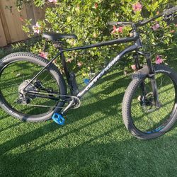 Cannondale CUJO 3  Mountain Bike  - 27.5 