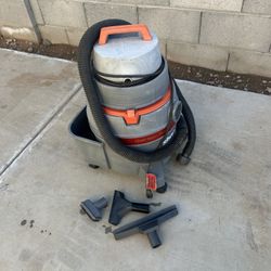 SHOP VAC