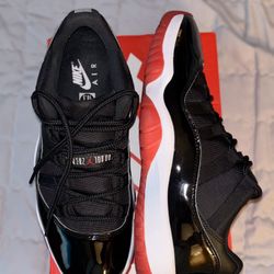 Air Jordan 11 Low Bred 2025