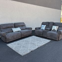 Gorgeous Smooth Gray Reclining Sofa Set (Free Delivery 🚚)
