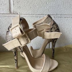 New Woman’s Shoes, Size 5