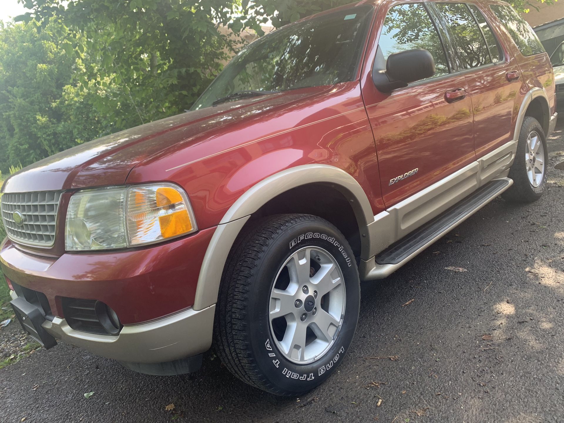 2005 Ford Explorer