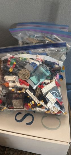 Assorted Legos