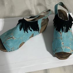 Size 10  CRAZY TRAIN Shoes/suede 