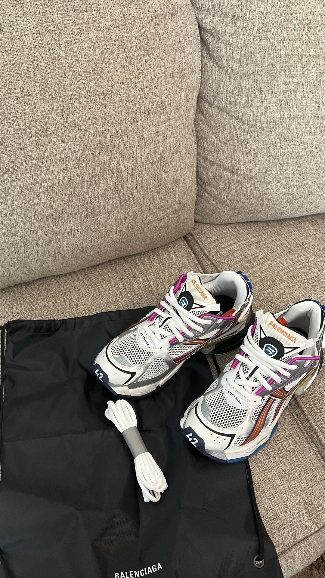 Balenciaga runners size 9.5