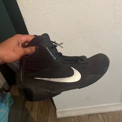 Nike tawas size 8