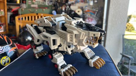 Zoids Shield Liger Model Figure