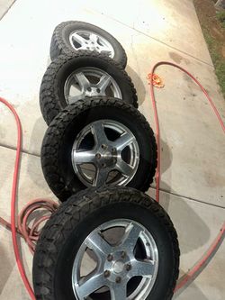 Grand Cherokee rims and tires