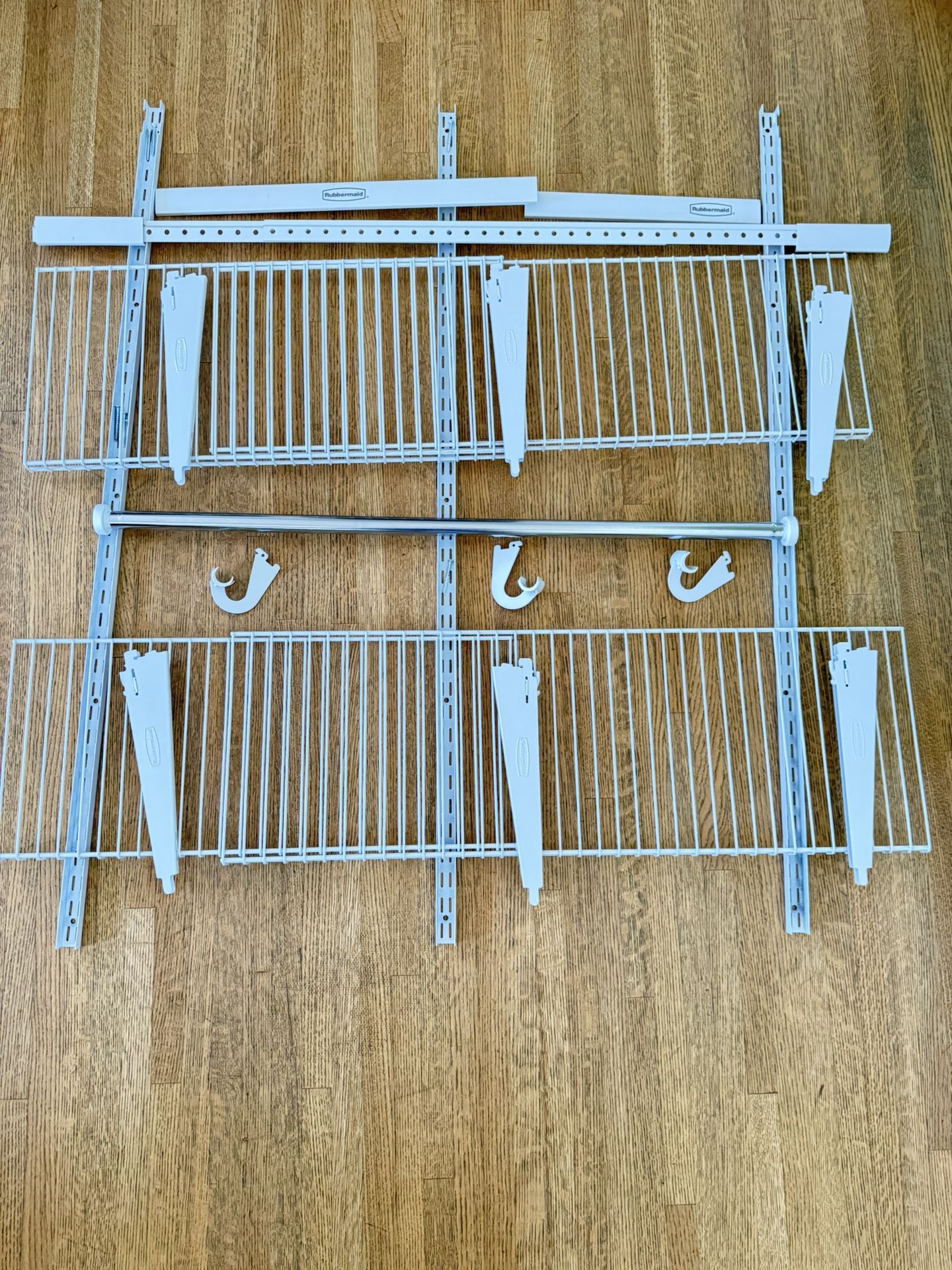 Rubbermaid Closet Organizer
