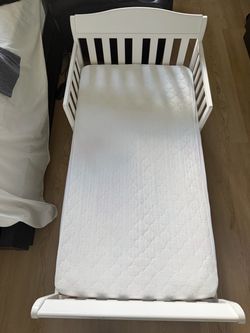 White Toddler Bed with Mattress