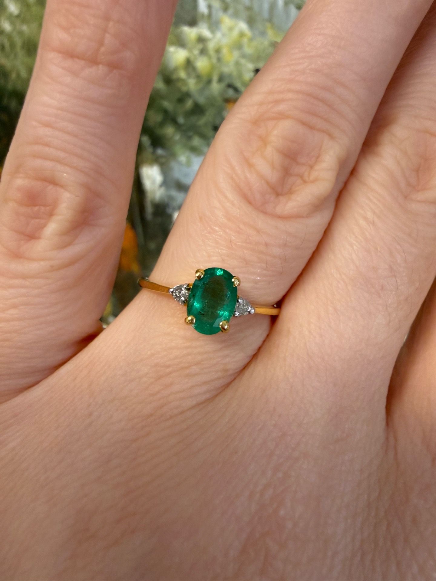 18K yellow gold natural emerald and diamond ring