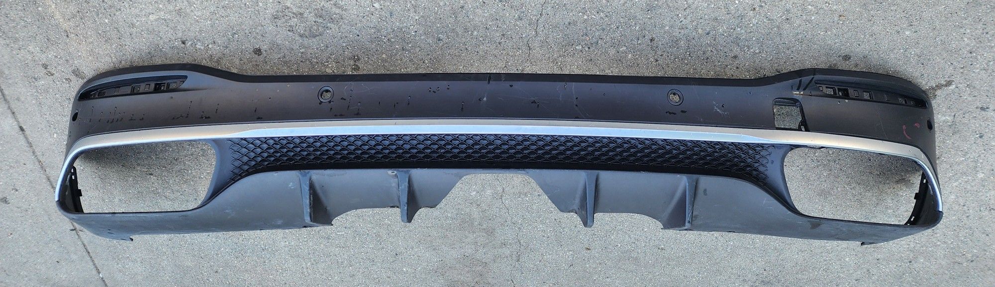 2020 2021 2022 2023 MERCEDES BENZ GLS GLE S63 AMG REAR BUMPER LOWER VALANCE