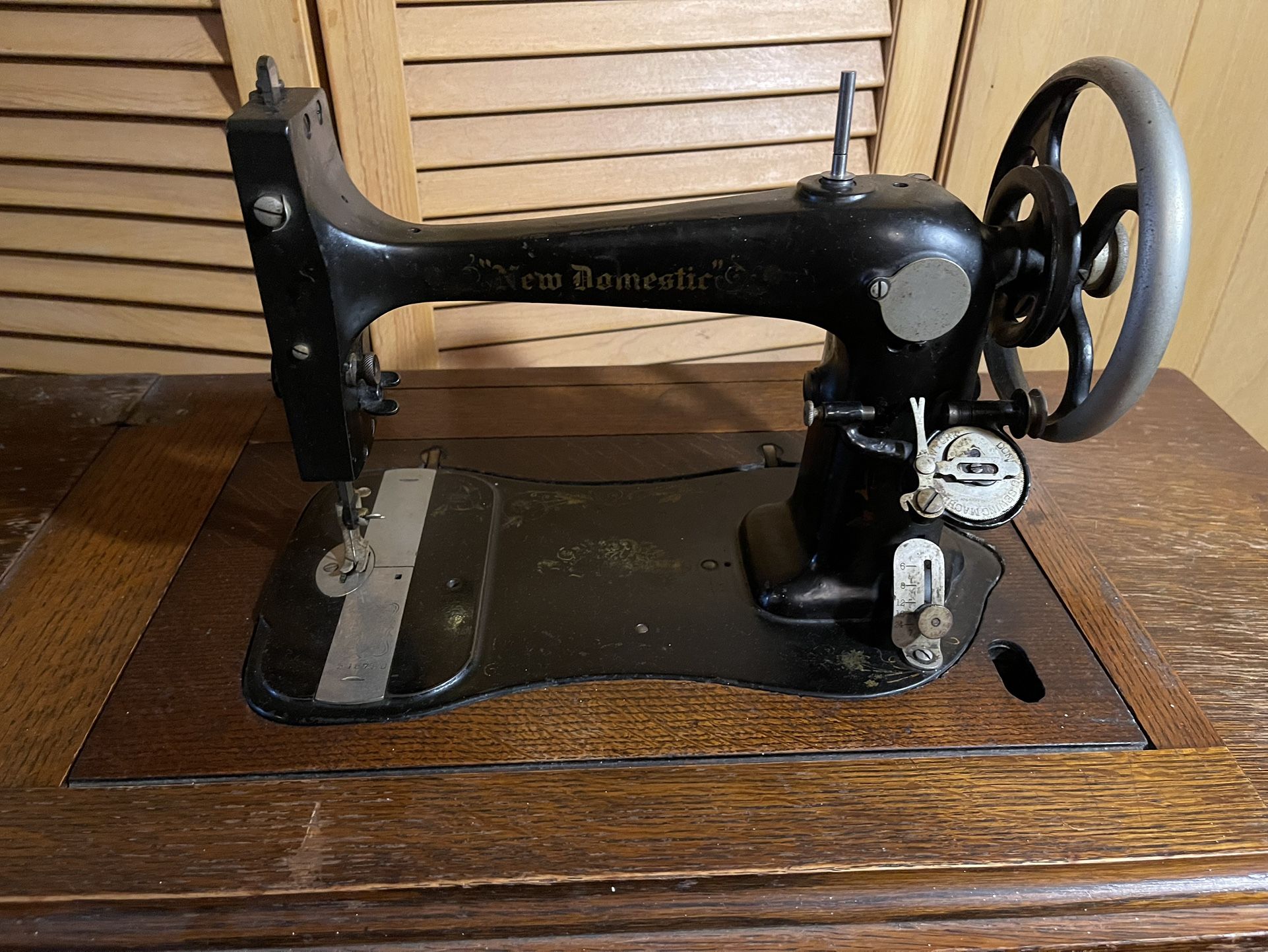 New Domestic Sewing Machine