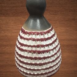 MODERNIST POTTERY VASE TEXTURED STRIPED PATTERN SCANDINAVIAN ART.