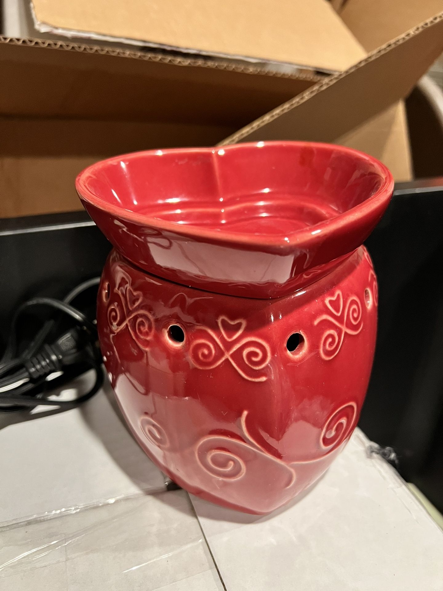 Valentine Scentsy Warmer