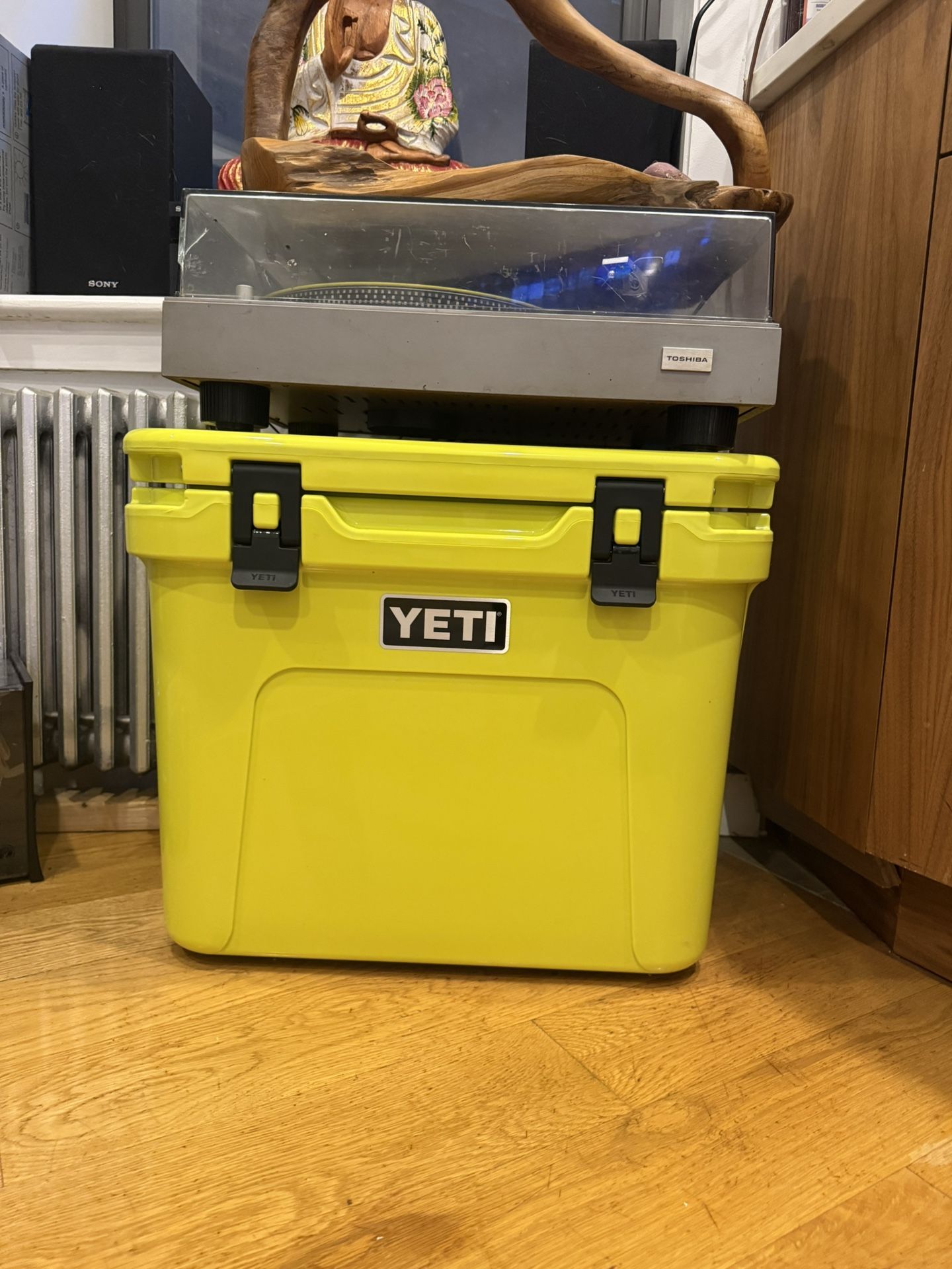 Yeti Roadie 32 Wheeled Cooler