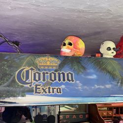 Corona 4ft Pool Table Light fixture $250JUST REDUCED