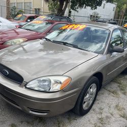 2005 Ford Taurus 