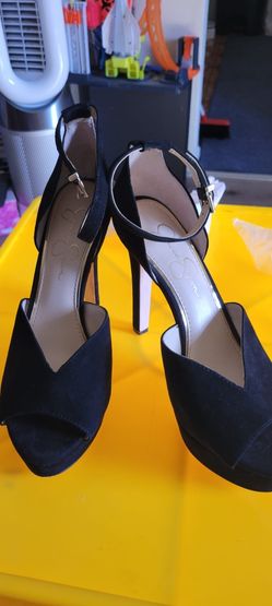 Used Jessica Simpson Shoes 