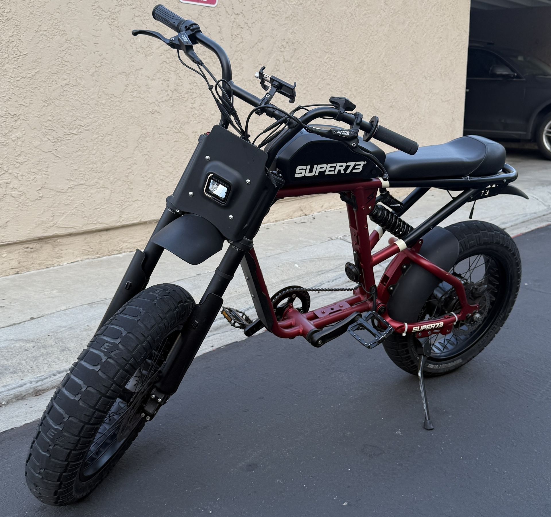 Super 72 RC (Carmine red)