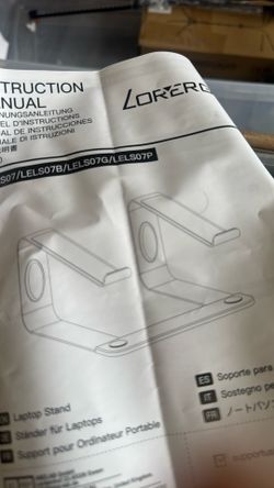 Laptop stand