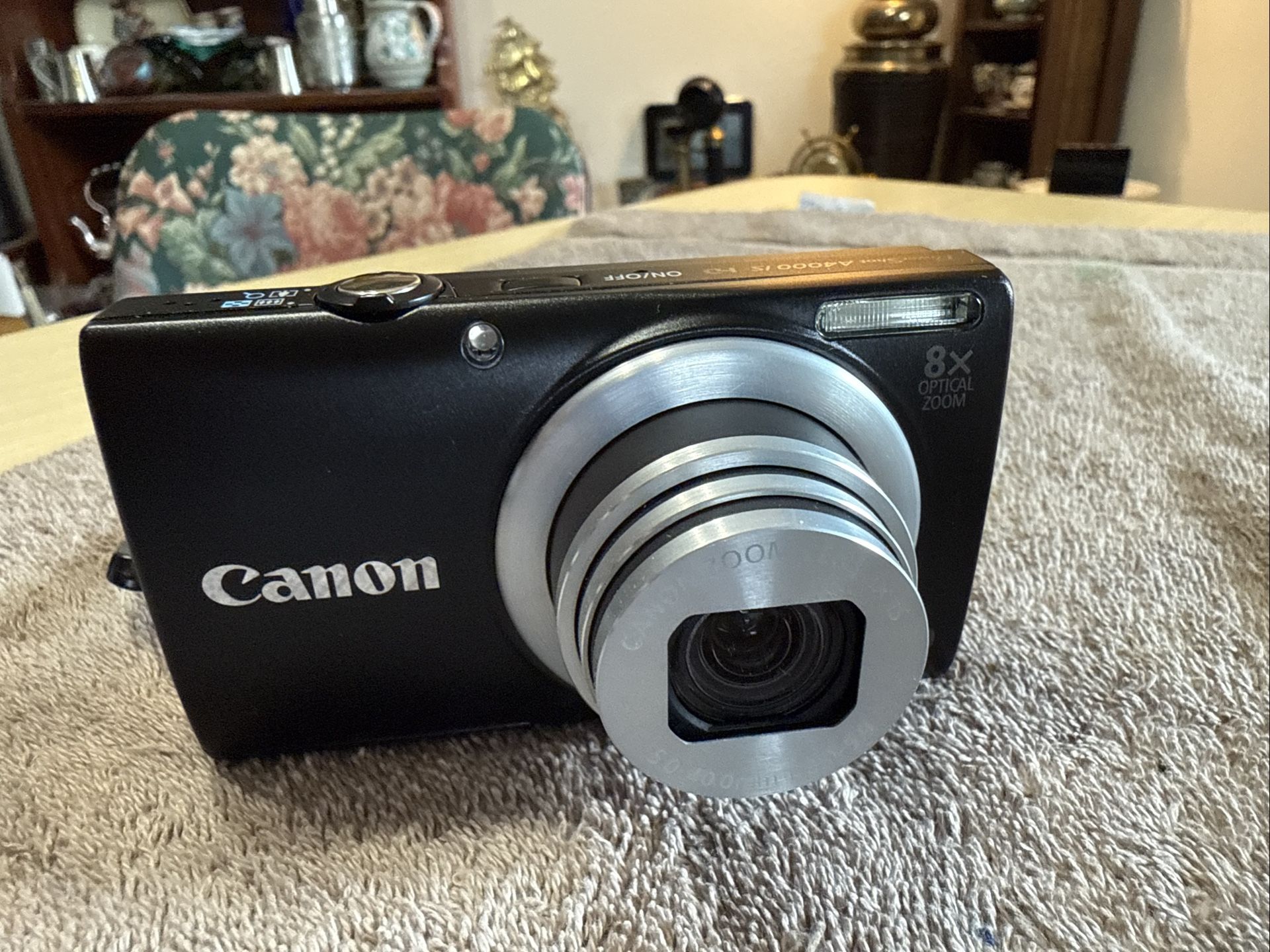 Canon PowerShot A4000 IS HD 16.0MP Digital Camera - Black