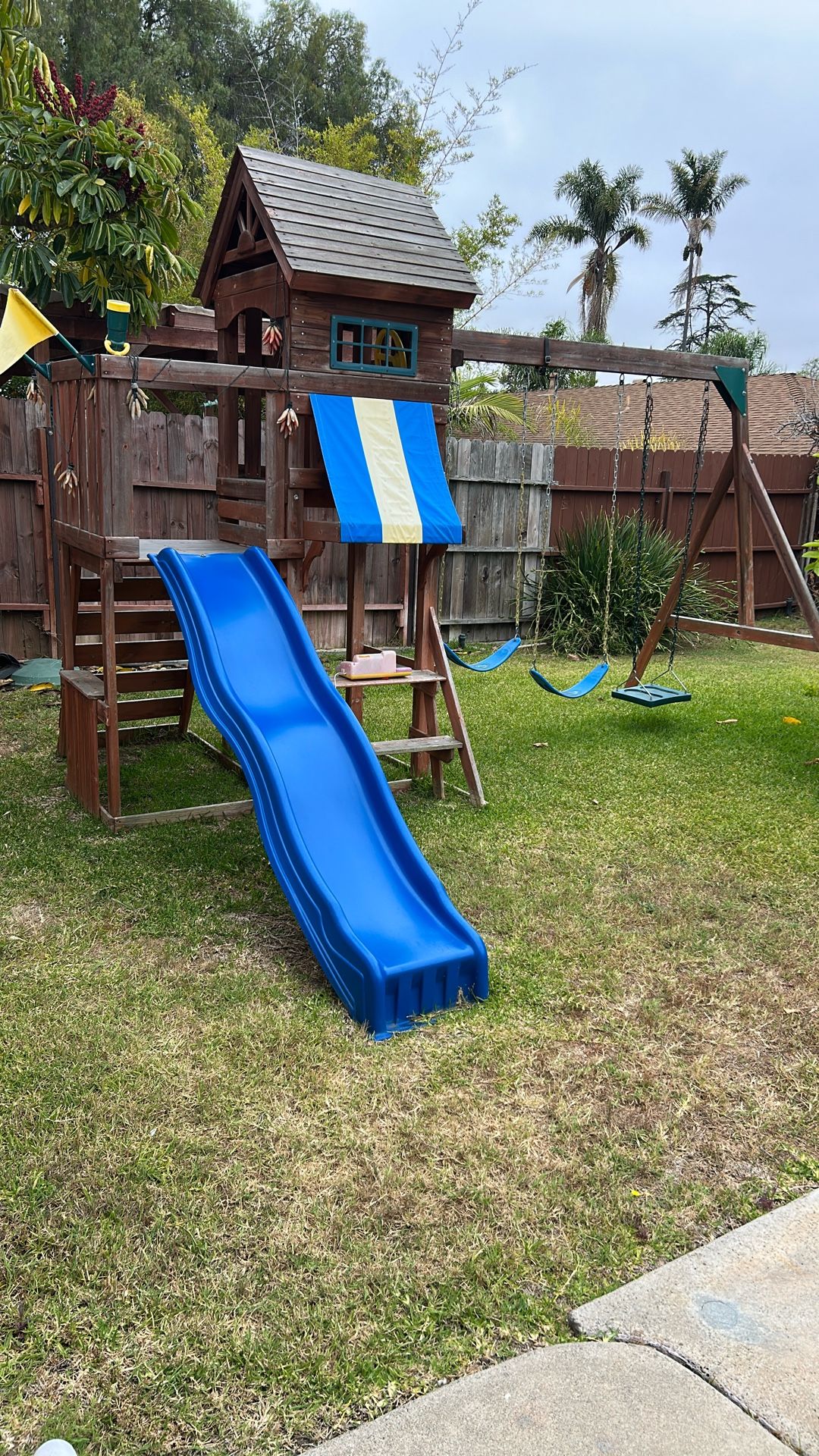 Swing Set Club House