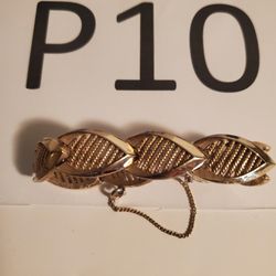 Trifari Leaf Panel Teardrop Gold Tone Bracelet 7-1/2 Inch, Pre-owned,  $19