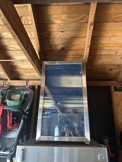 Insignia Mini fridge