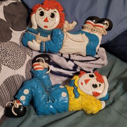 Raggedy Ann And Andy Wall Decorations 